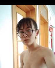 每次的冲刺都是为了填满她小穴的空洞